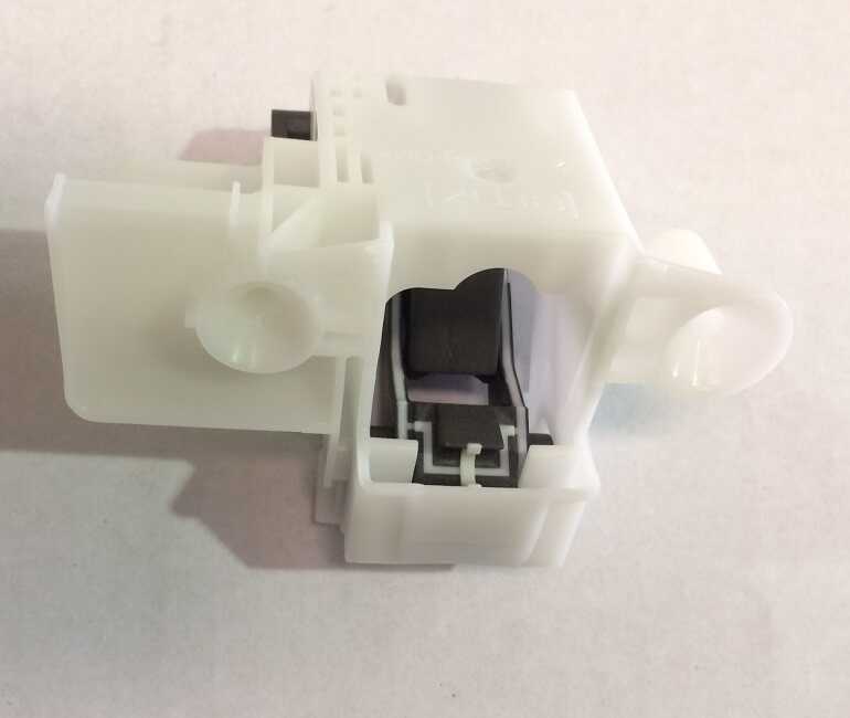 1113150401 Electrolux Dishwasher Latch Door Lock - Image 2