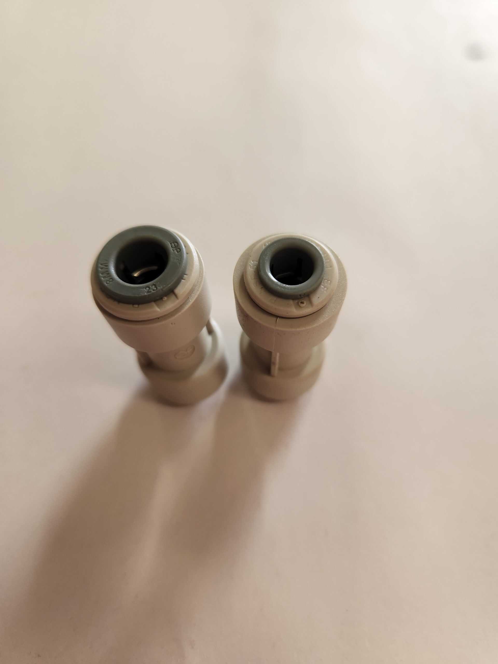 PI201008S John Guest 5/16 Tube to 1/4 Tube Straight Reducer