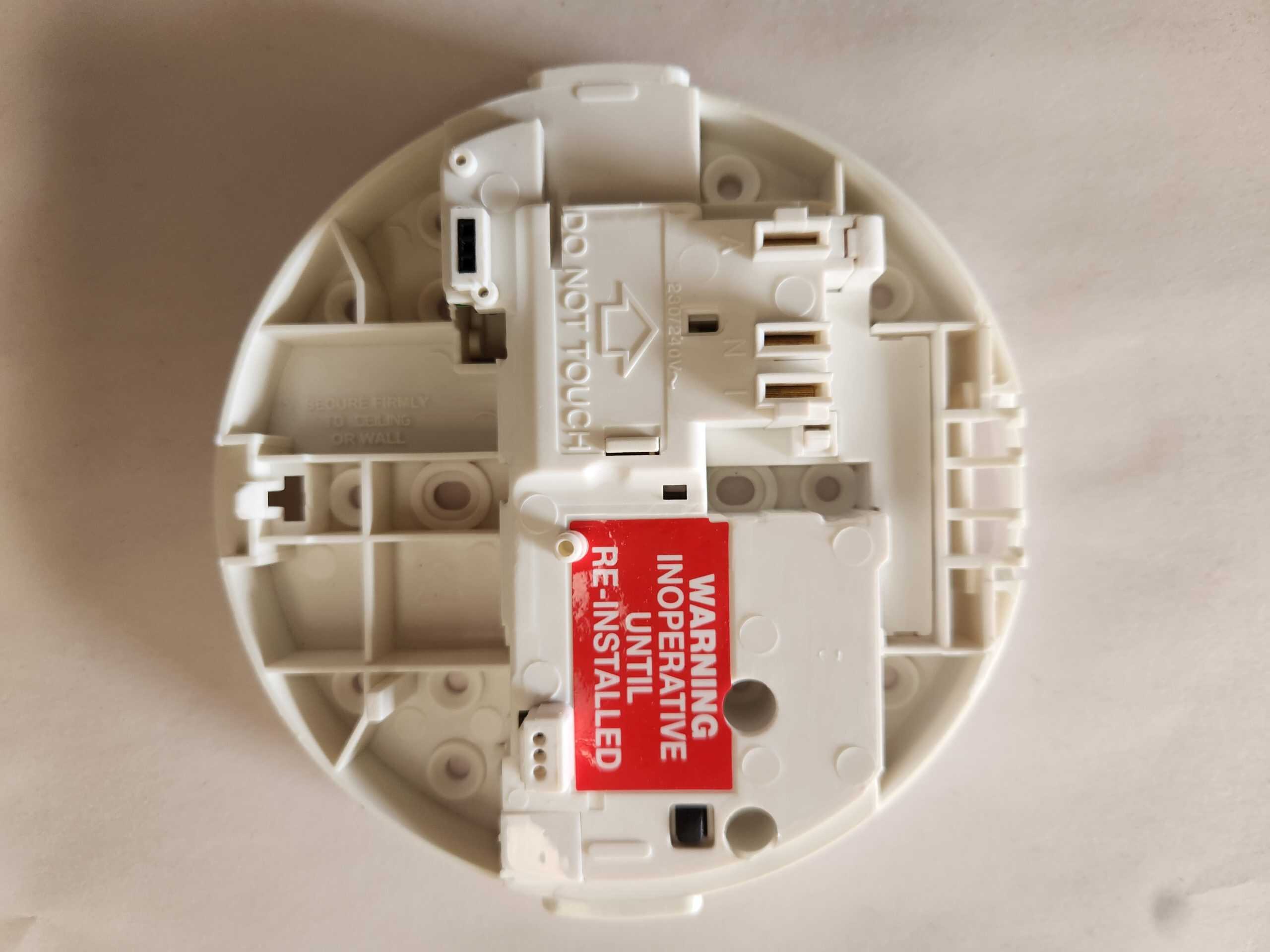 Clipsal Wireless Smoke Alarm Interconnect Base *CLEARANCE STOCK, LIMITED TIME ONLY* Please Read Description*