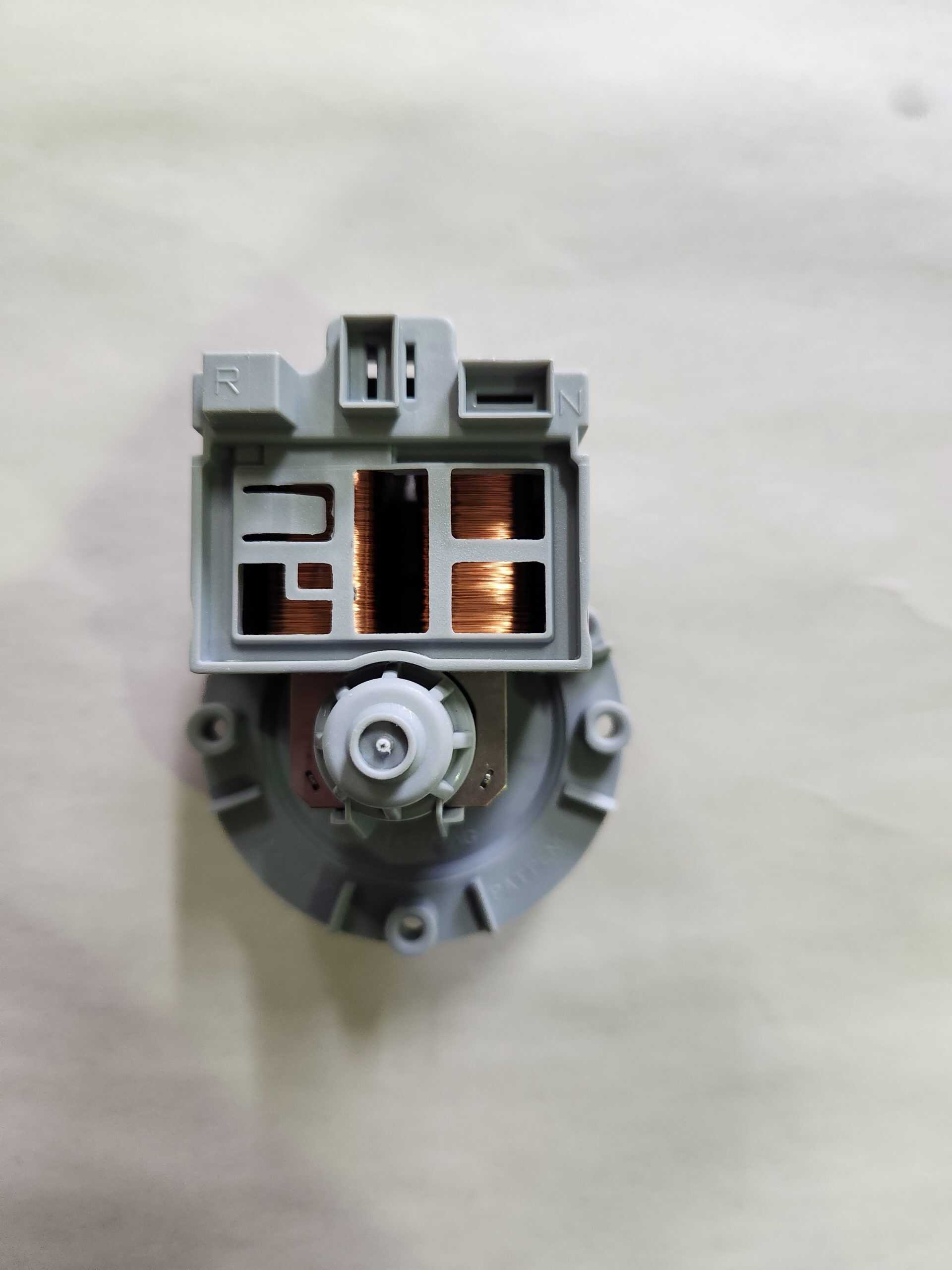 EAU61383505 LG Compatible Drain Pump Motor Assembly Genuine Askoll - Image 2