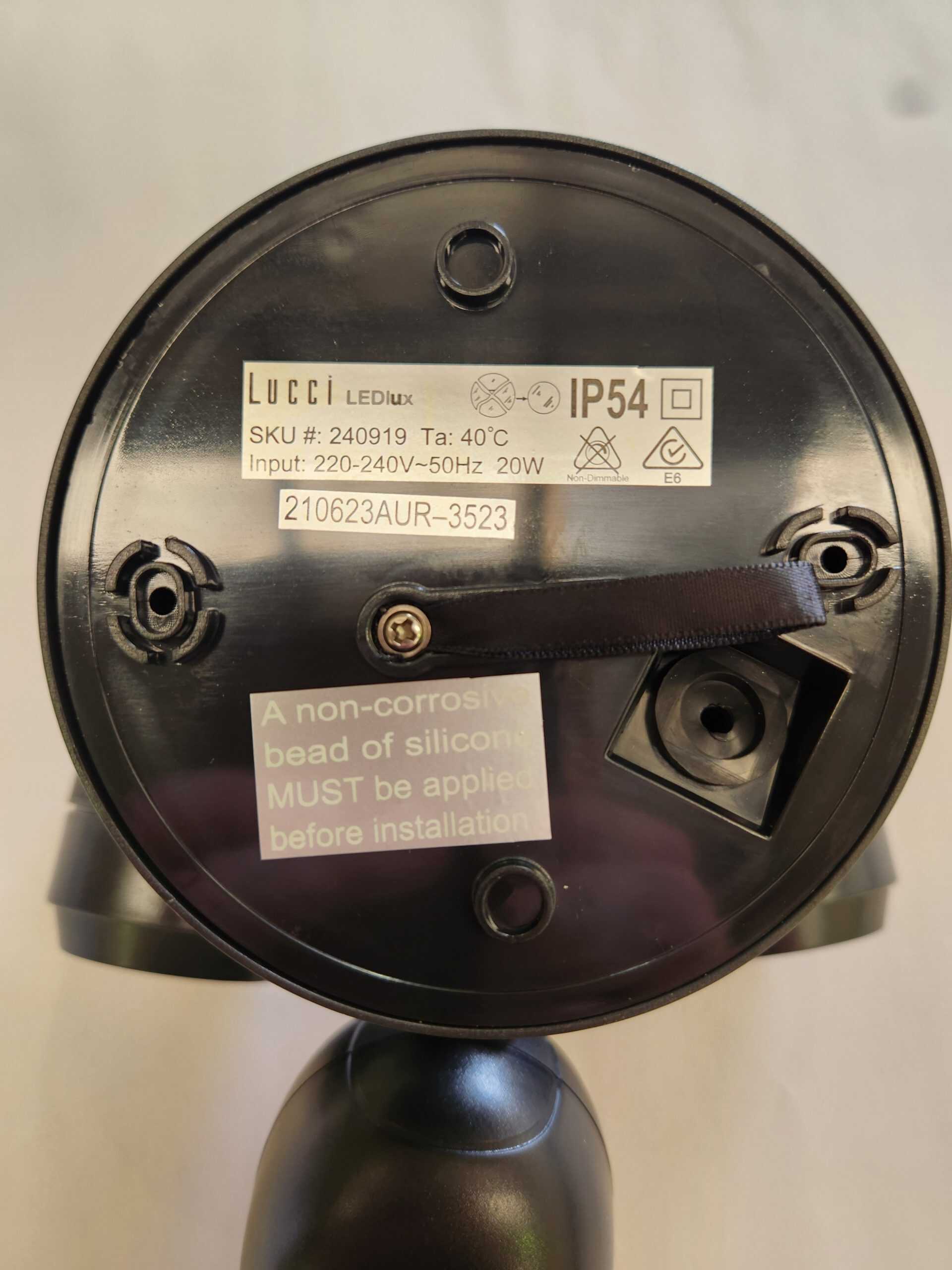 2 Light LED Colour Switch Flood Light With Sensor in Black - Image 3