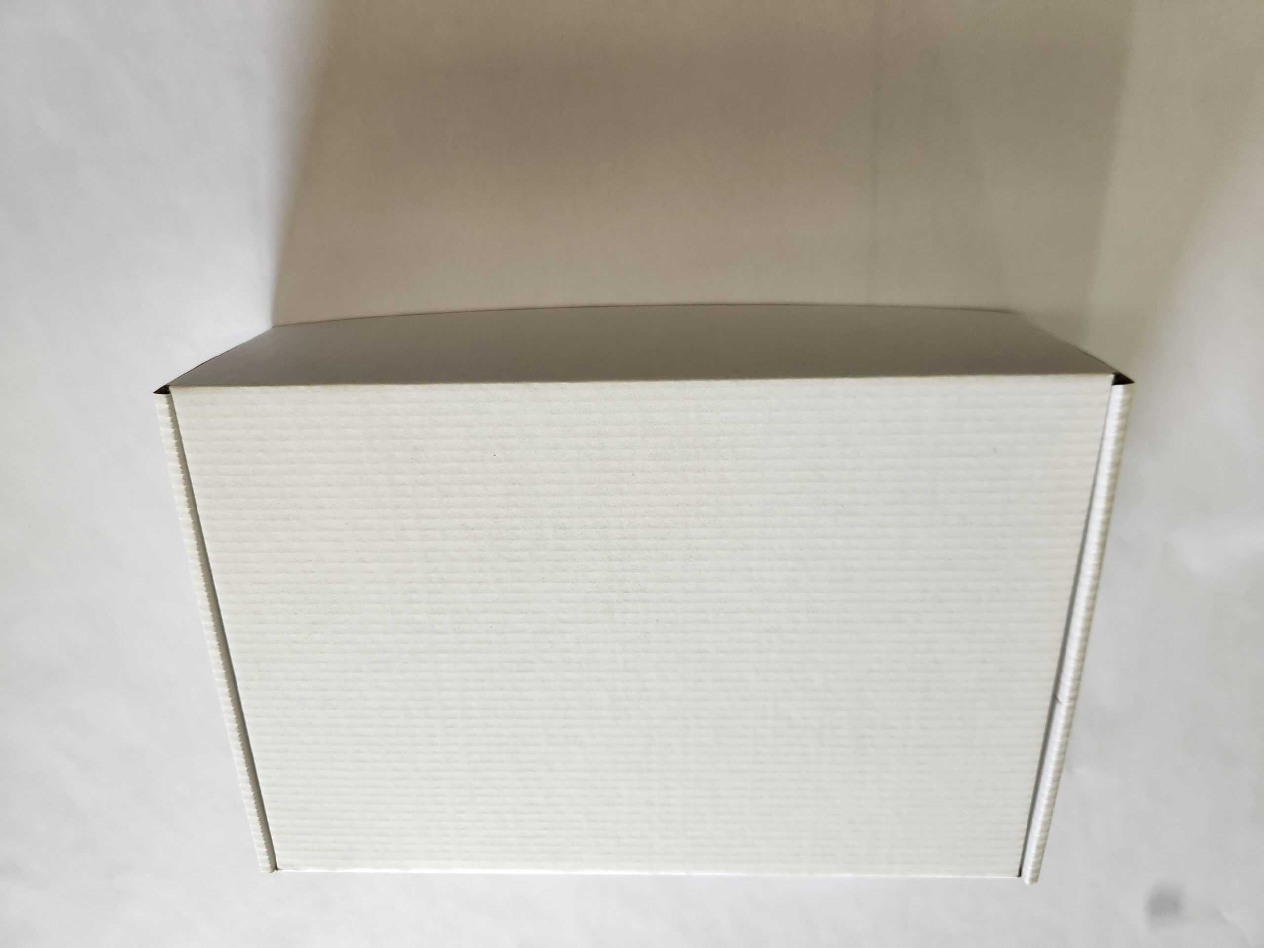50 boxes 310mm x 205mm x 90mm Die-Cut White Mailer Style Packing Boxes - Image 2