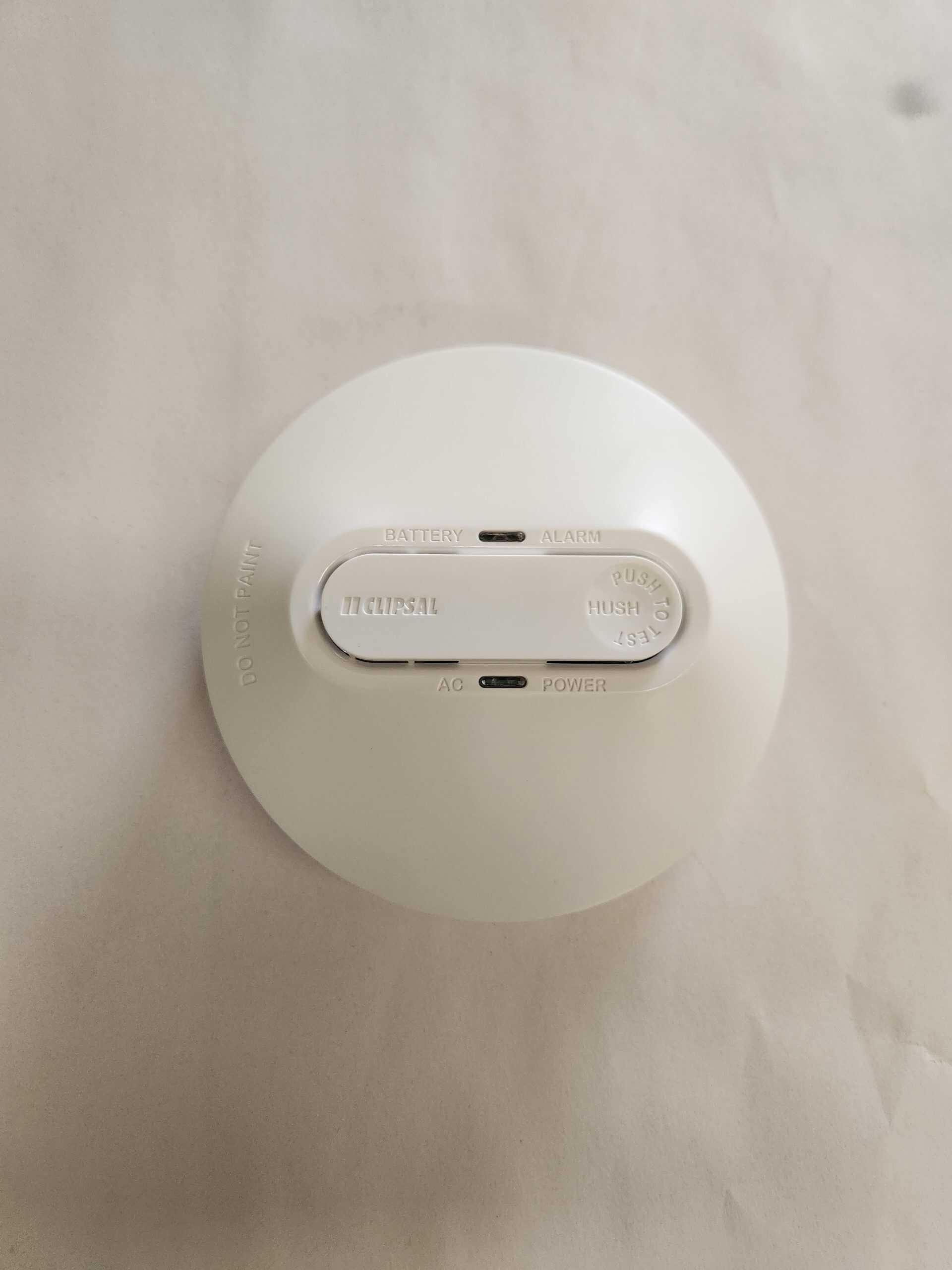 Clipsal 755PSMA4 Mains Powered Smoke Alarm *CLEARANCE STOCK, LIMITED TIME ONLY* Please Read Description*