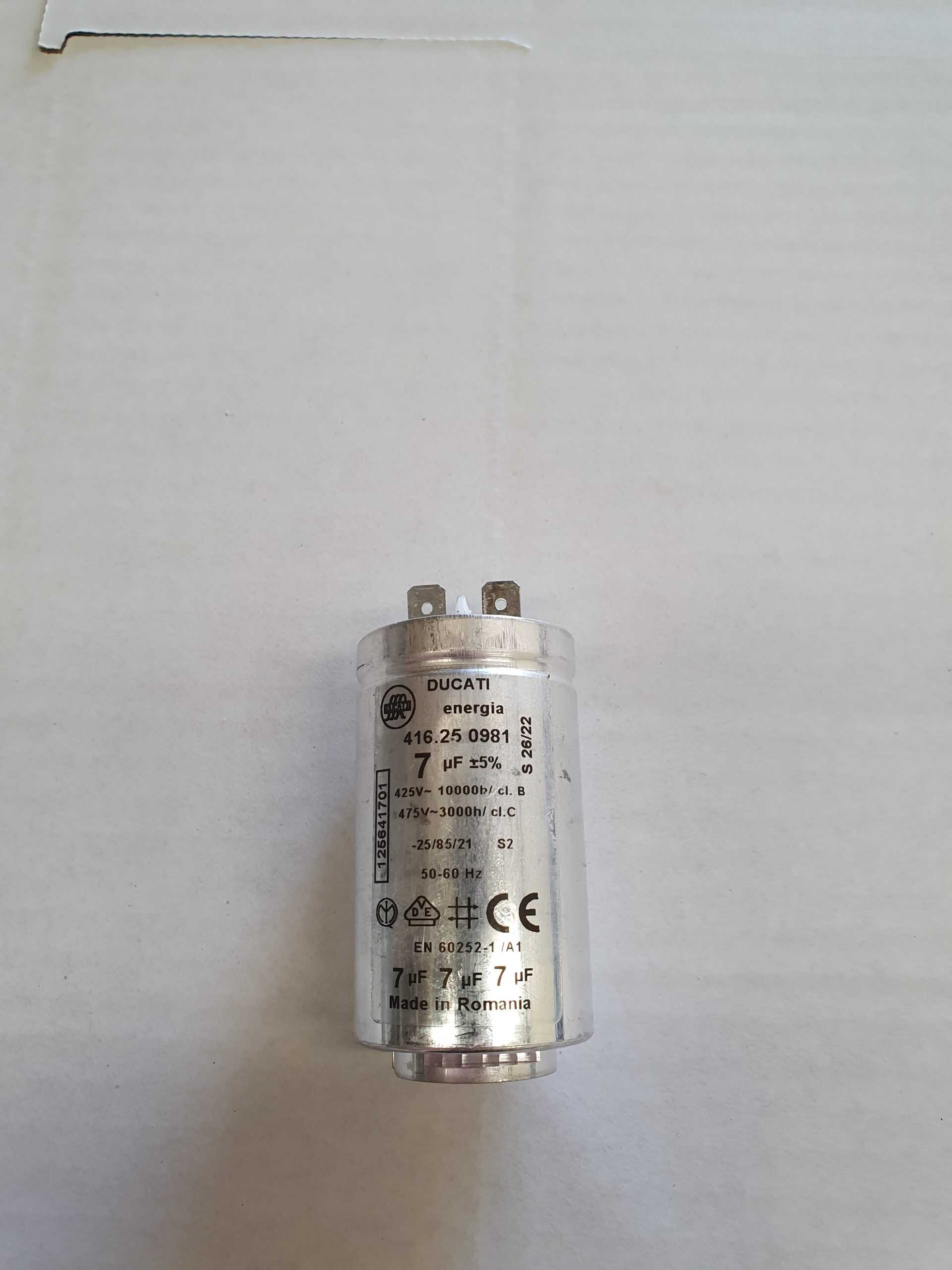 7UF Metal Capacitor with 2 Terminals