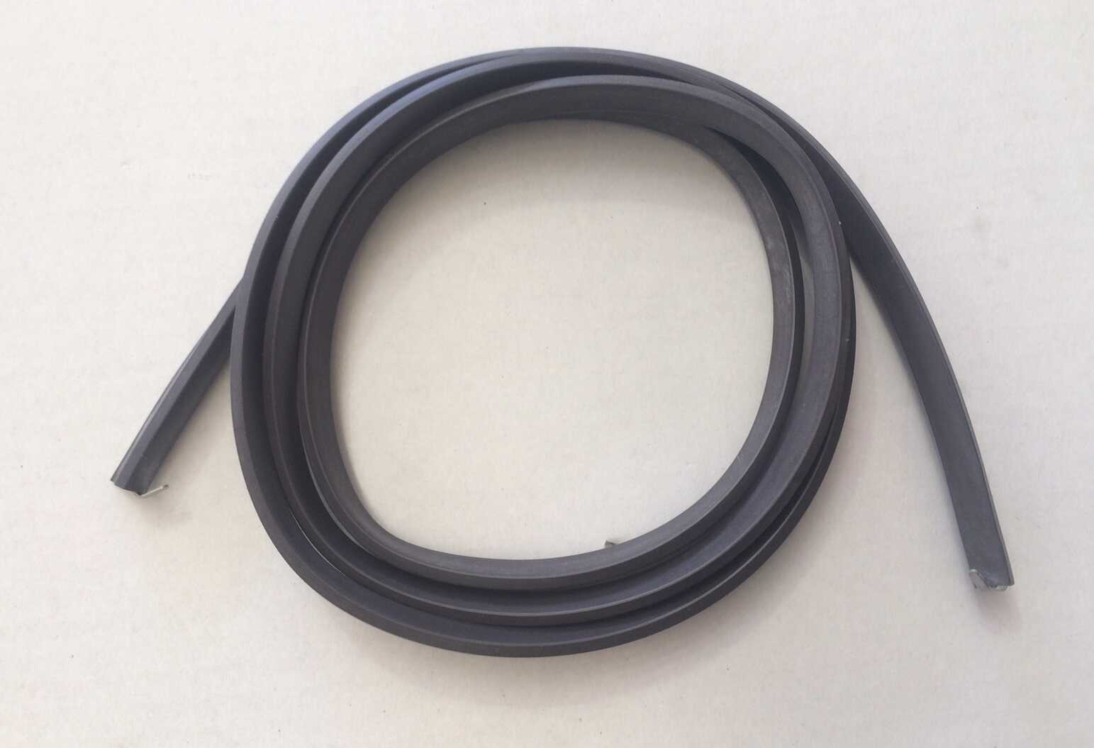 0208003315 Oven Door Seal 2 clips 1500mm 3 Clips