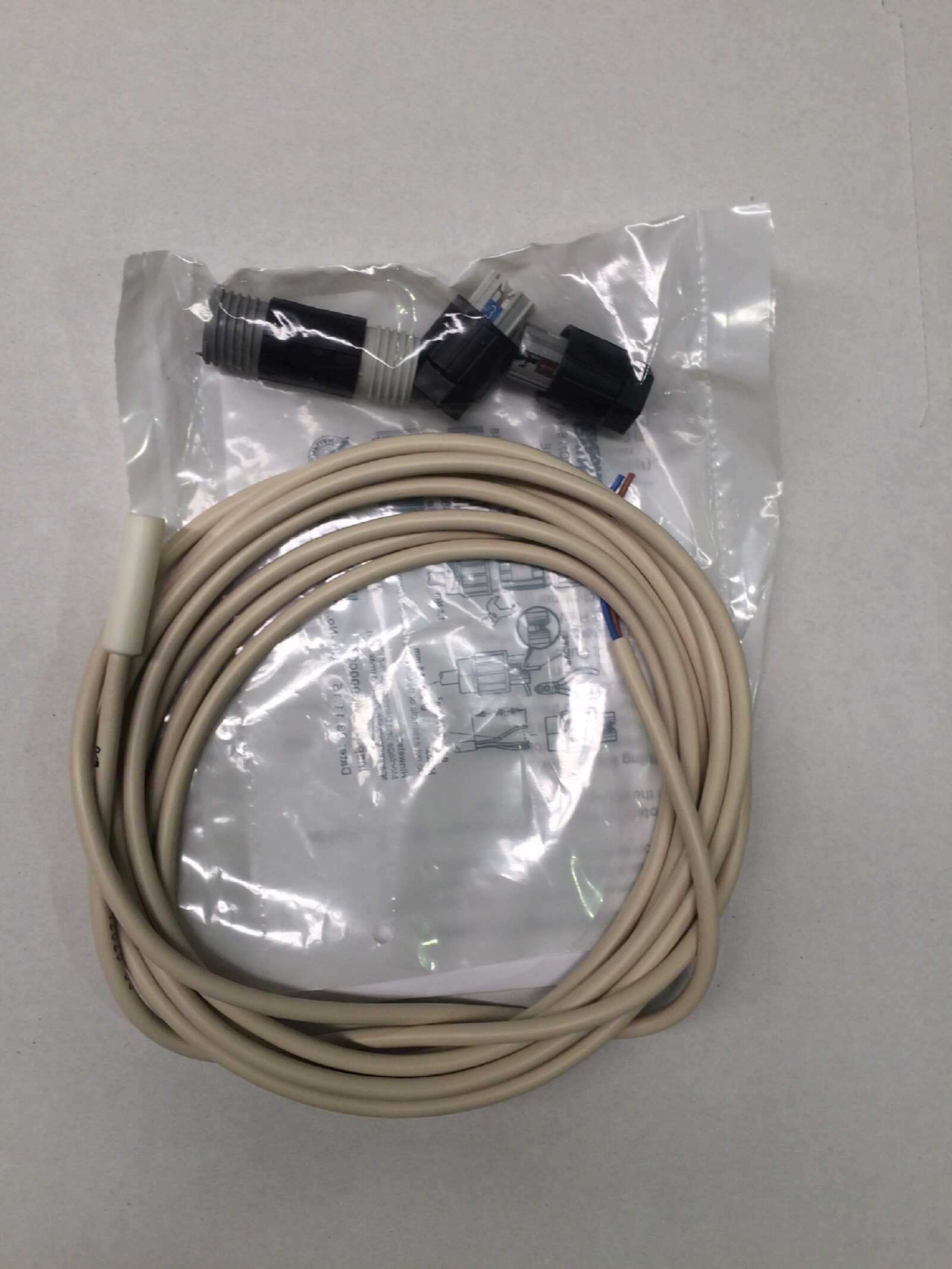 YL9590142 LIEBHERR SENSOR UNIVERSAL (4.7 OHMS)